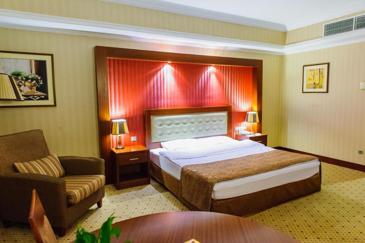 Diplomat Hotel By Ag Hotels Group Nur-Sultan  Exterior photo