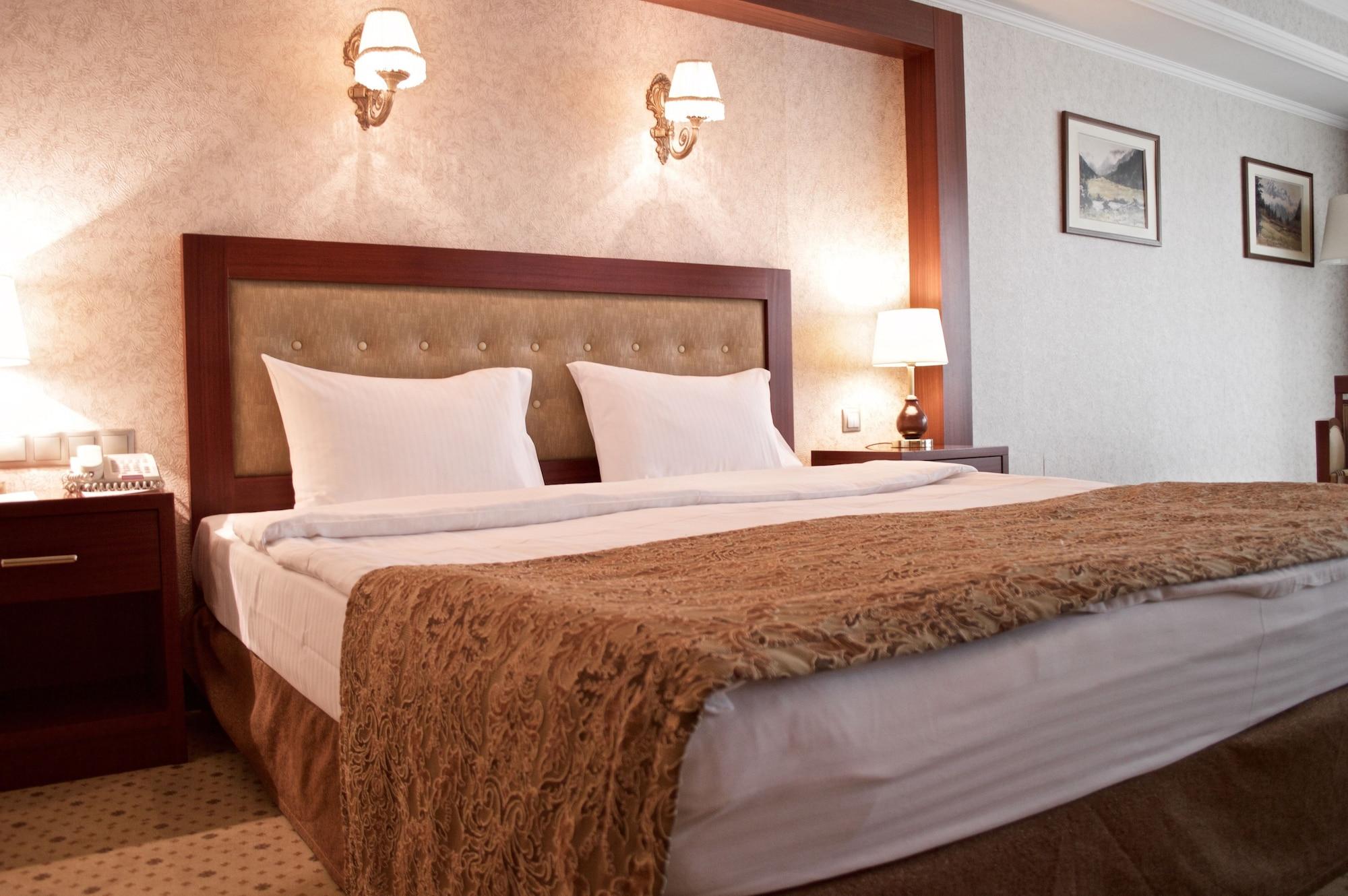 Diplomat Hotel By Ag Hotels Group Nur-Sultan  Exterior photo